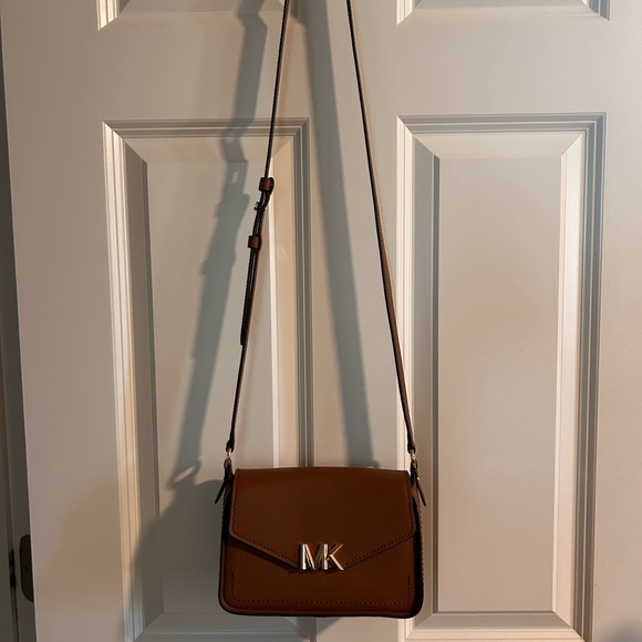 Michael Kors Tan Crossbody Bag with Logo - Picture 1 of 5